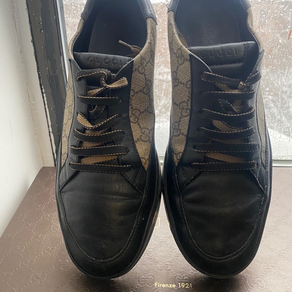 Gucci preowned